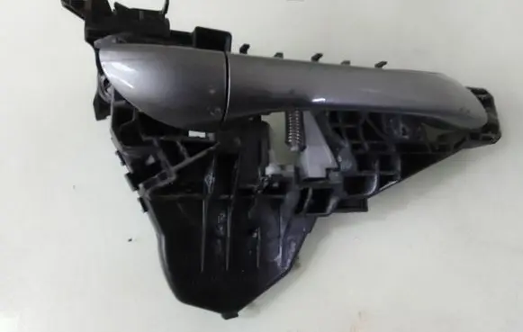 Mercedes-Benz B W245 Front door exterior handle