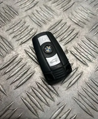 BMW 1 E81 E87 Ignition key/card 6986585