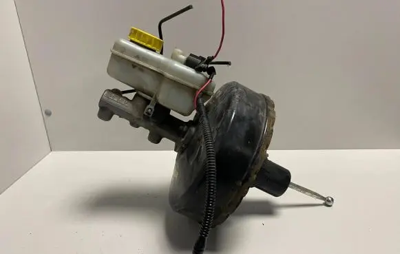 Skoda Fabia Mk2 (5J) Brake booster 6Q1614105AH