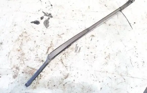 Volkswagen Phaeton Front wiper blade arm 74560