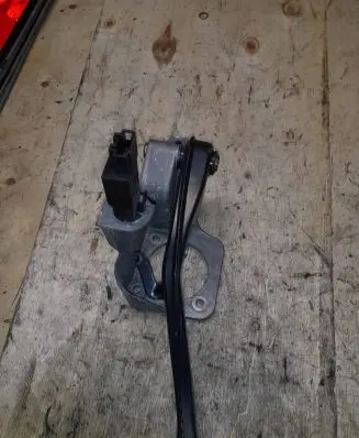 Mercedes-Benz E W211 Brake pedal A2112900719