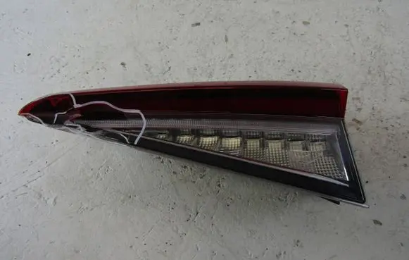 Skoda Enyaq iV Tailgate rear/tail lights 5LG945308
