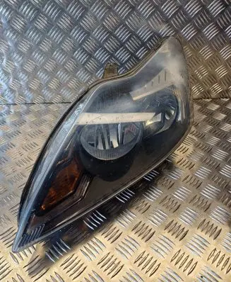Ford Focus Headlight/headlamp 0077R00 8M5113101CA 1011402