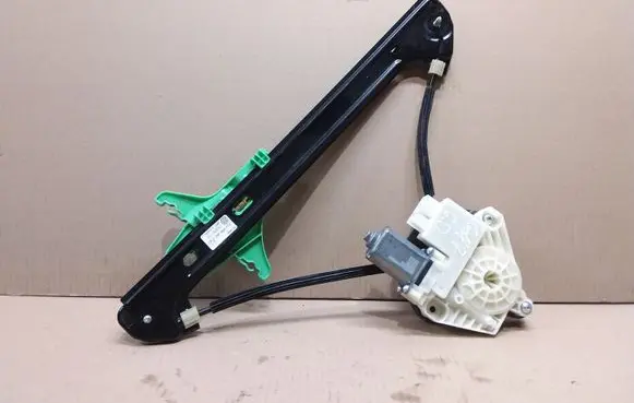 Volkswagen Golf VII Rear door window regulator with motor 5G4839462C