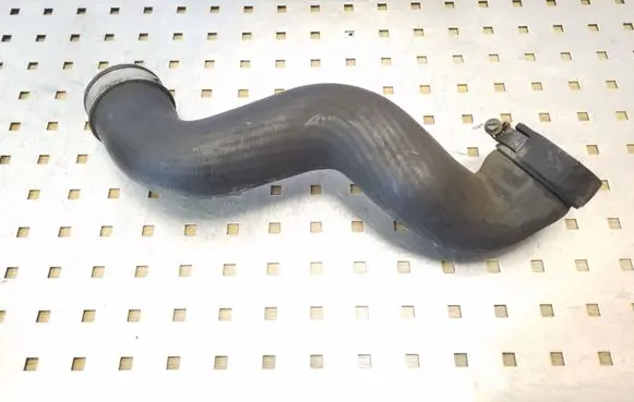 Audi A4 S4 B7 8E 8H Intercooler hose/pipe 8E0145737E