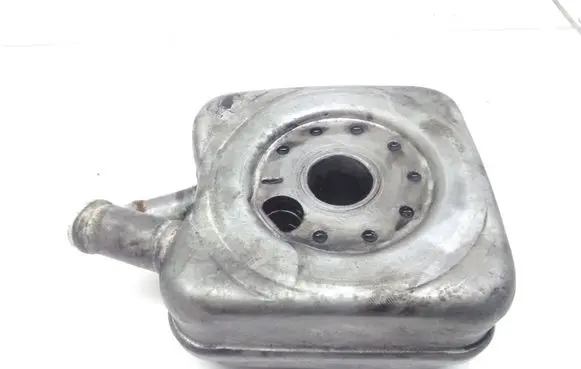 Volkswagen Golf III Oil filter mounting bracket