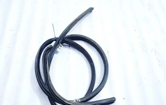 Jeep Patriot Rubber seal rear door 