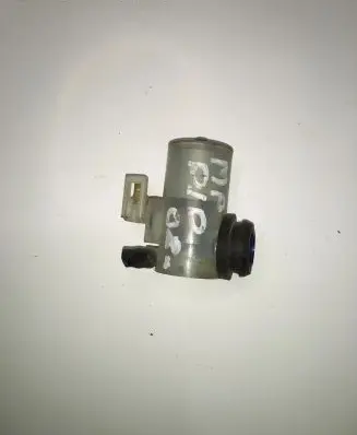Mitsubishi Pajero Windscreen/windshield washer pump