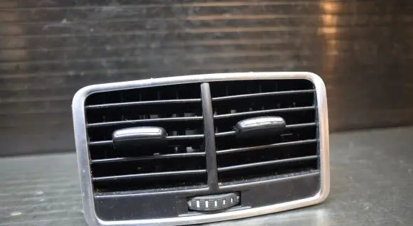 Audi A6 S6 C6 4F Dash center air vent grill 4F0819203C