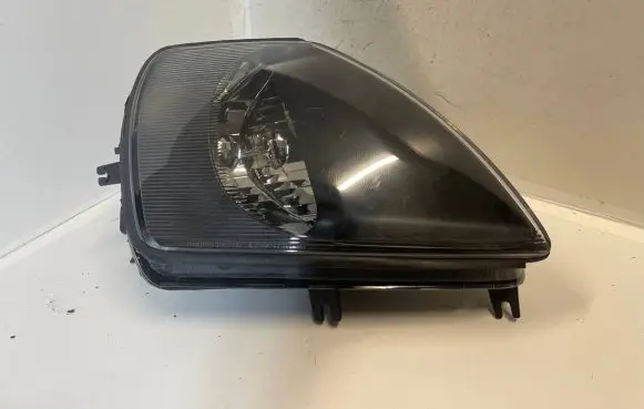 Mitsubishi Eclipse Headlight/headlamp 083141126