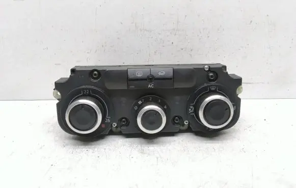 Volkswagen PASSAT B6 Climate control unit 