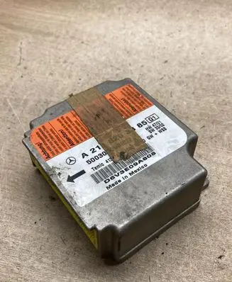 Mercedes-Benz E W211 Airbag control unit/module 2118203385