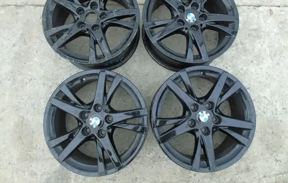BMW 2 F46 R17 alloy rim 