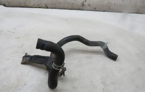 Honda CR-V Engine coolant pipe/hose