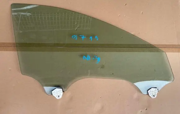 Mazda 3 Front door window glass four-door