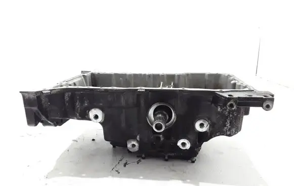 Mercedes-Benz GLC C253 Oil sump A2640142000