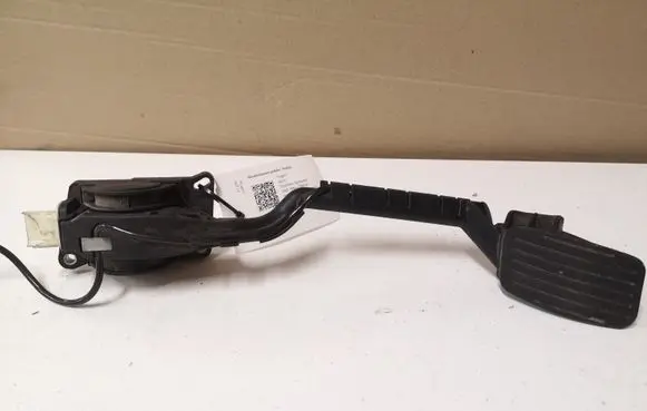 Peugeot 607 Accelerator throttle pedal 9651510780