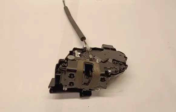 Jaguar XF X250 Coupe door lock (next to the handle) 2400150 240015003