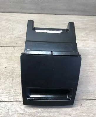 Skoda Superb B6 (3T) Glove box central console 3T0863284A 10208TDZ0010 03122013