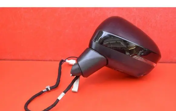 Nissan Qashqai Front door electric wing mirror