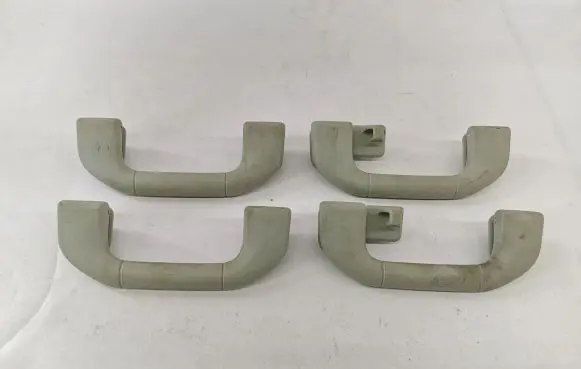 Mercedes-Benz C W204 A set of handles for the ceiling A2048100151 A204100051