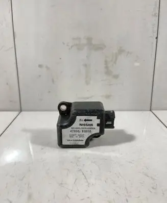 Nissan X-Trail T30 ESP acceleration yaw rate sensor 47930