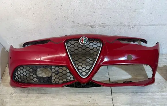 Alfa Romeo Giulia Front bumper