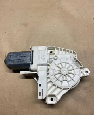 Audi A7 S7 4G Front door window regulator motor 8K0959801B 11420260297