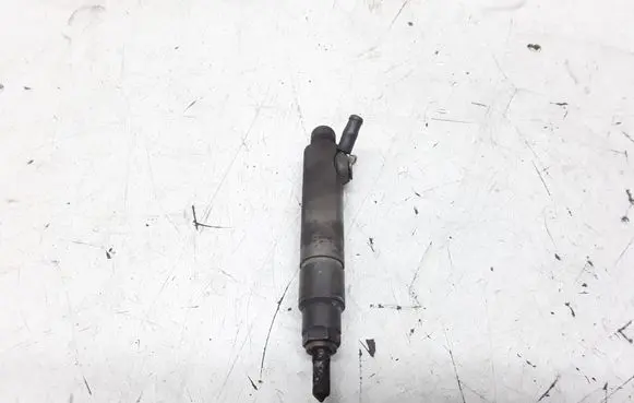 Volvo S80 Fuel injector 046130201F