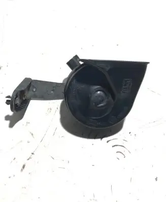 Volvo S60 Horn signal E30055306