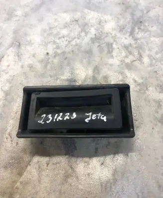 Volkswagen Jetta VI Tailgate/trunk/boot exterior handle