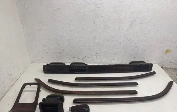 Volvo XC70 Dashboard glove box trim 30781314