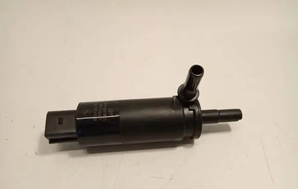BMW 5 G30 G31 G38 Headlight washer pump 7340773 57786310