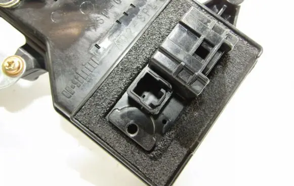 Mazda 6 Front door lock