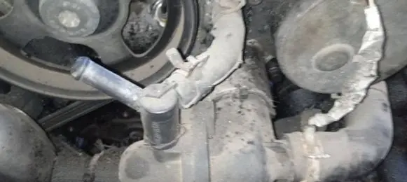 Ford Mondeo Mk III Engine coolant pipe/hose
