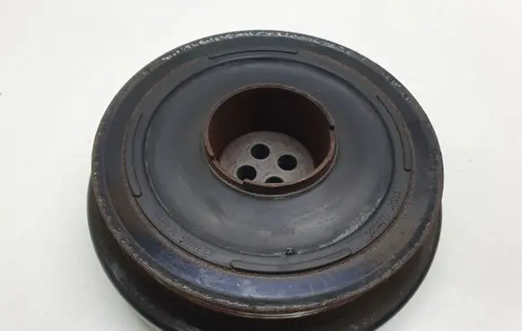 Crankshaft pulley