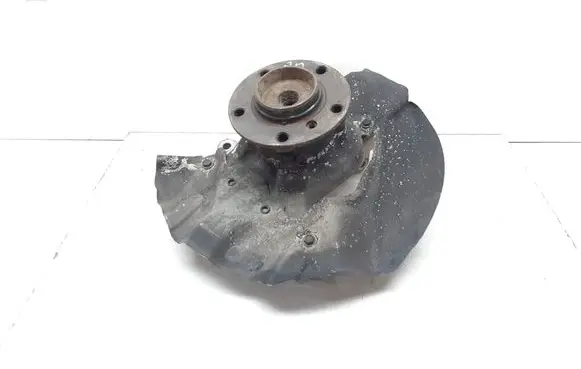 BMW 7 E65 E66 Front wheel hub spindle knuckle