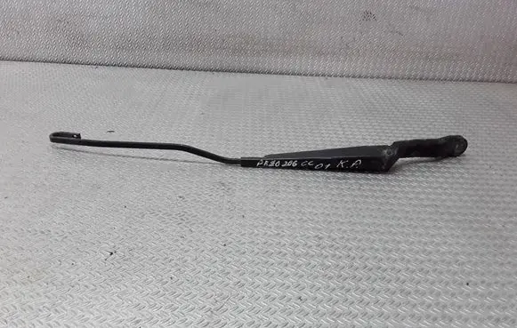Peugeot 206 Front wiper blade arm
