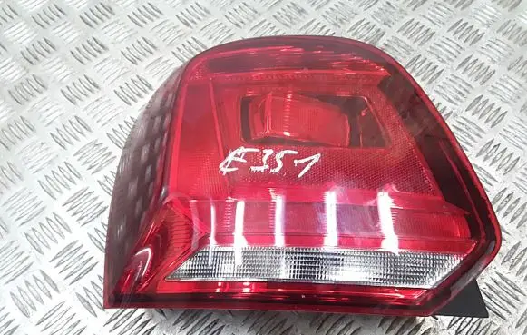 Volkswagen Polo V 6R Rear/tail lights