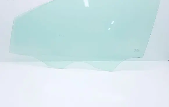 Seat Altea XL Front door window glass four-door 5P0845201