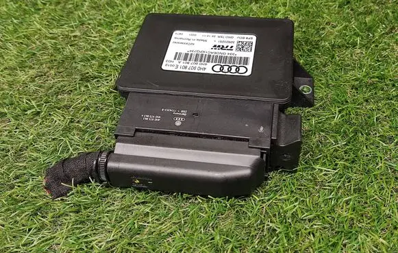 Audi A6 S6 C7 4G Hand brake control module 4H0907801E 4H0907801A