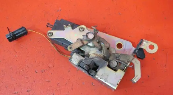 Front door lock