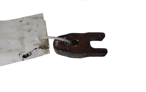 Volvo V40 Fuel Injector clamp holder