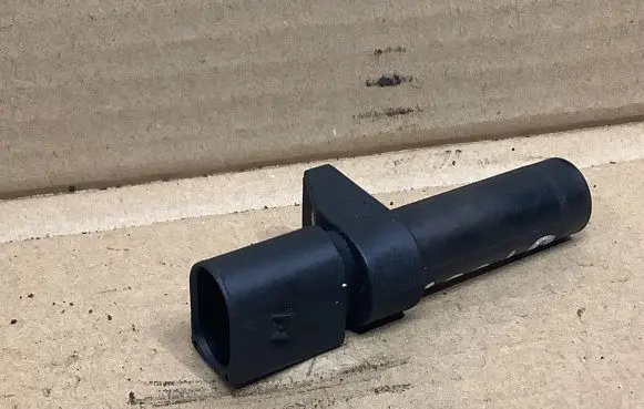 Mercedes-Benz E W211 Crankshaft position sensor 0031532828