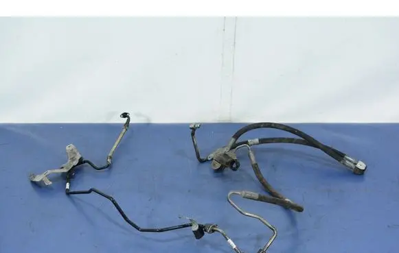 BMW X5 F15 Turbo turbocharger oiling pipe/hose 6851281