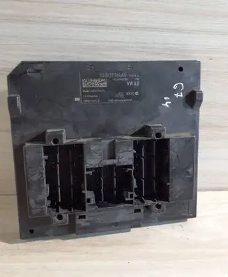 Volkswagen Golf VII Comfort/convenience module 5Q0937084AG BCMPQ37H