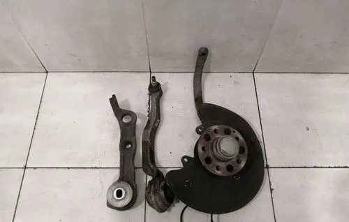 Mercedes-Benz SL R230 Front wheel bearing hub A2113303820
