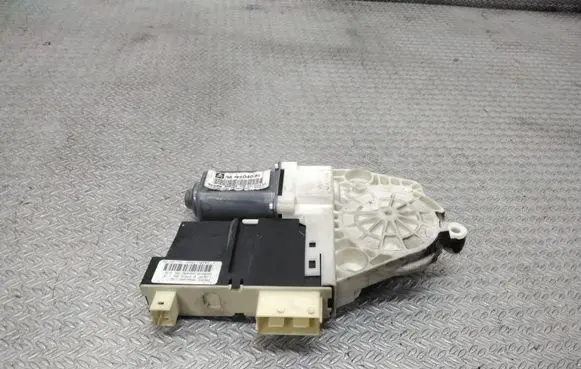 Citroen C5 Front door window regulator motor 9649304080