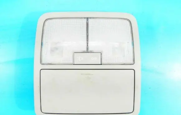 Toyota Avensis T270 Other interior light 81260-05360 IMPRK1103883