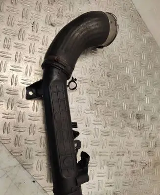 Volvo V40 Intercooler hose/pipe 31368609